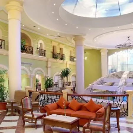 فندق Crystal Cyrene